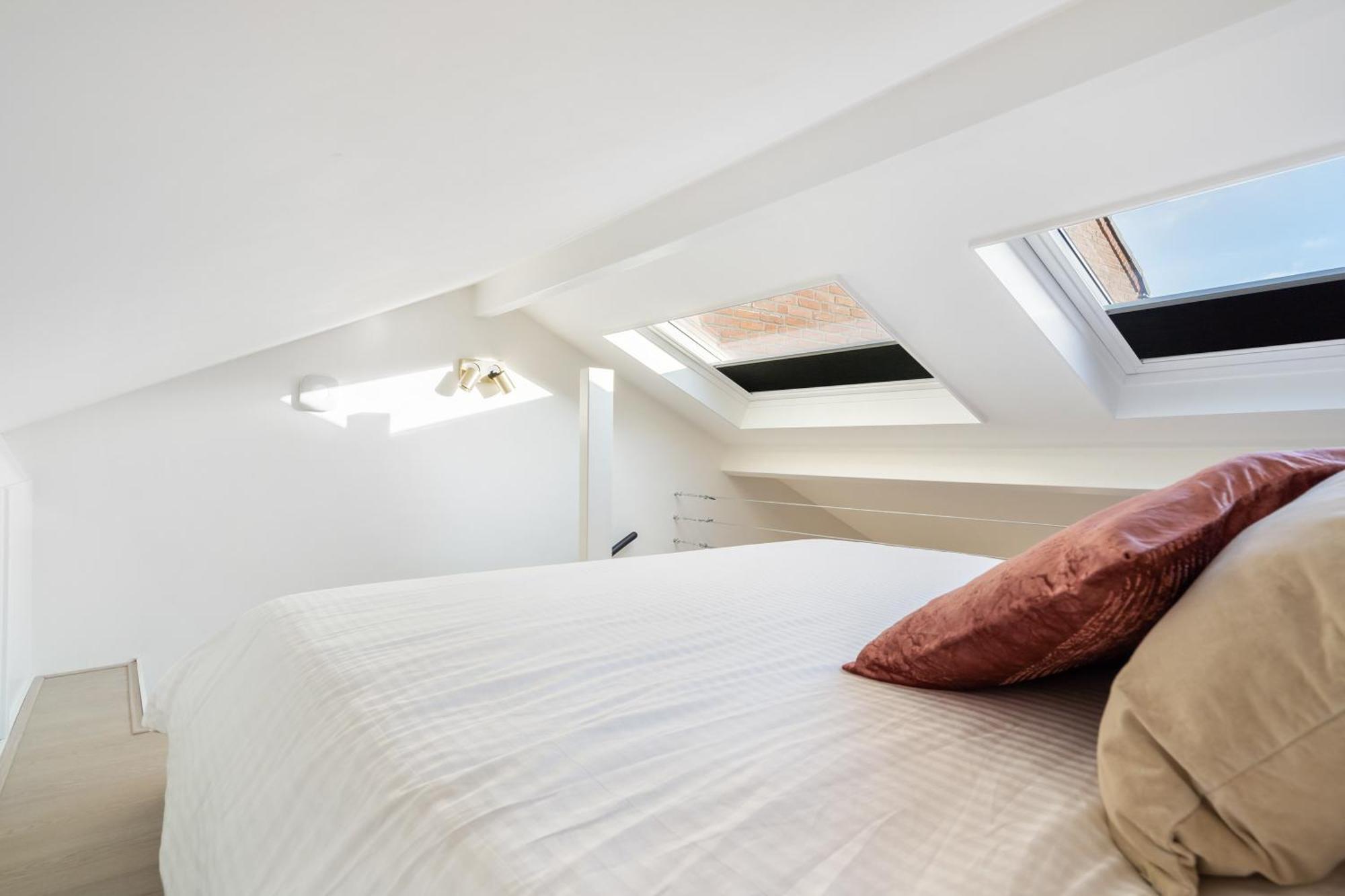 Luxury Fully Equipped Studio - Centrally Located Apartment Huizen Exterior photo